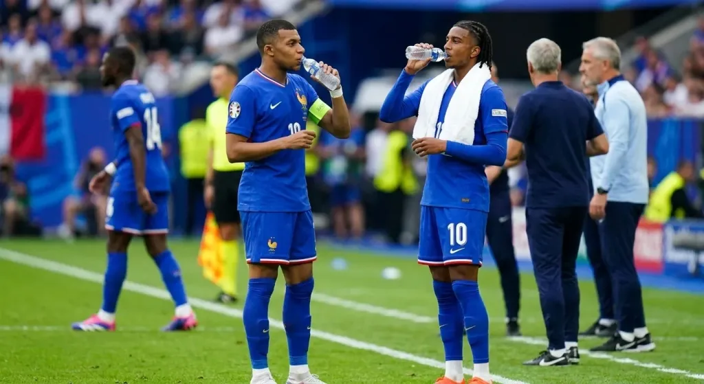 Las ligas europeas rechazan los descansos de hidratación del Mundial