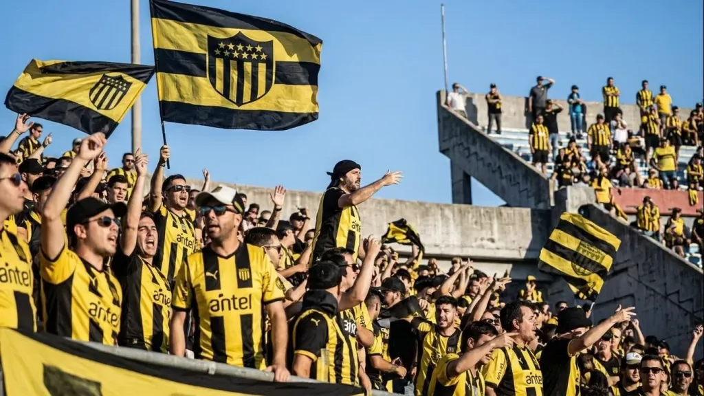 Peñarol enfrenta un calendario apretado en el Torneo Intermedio 2026 con clásico ante Racing en el Centenario