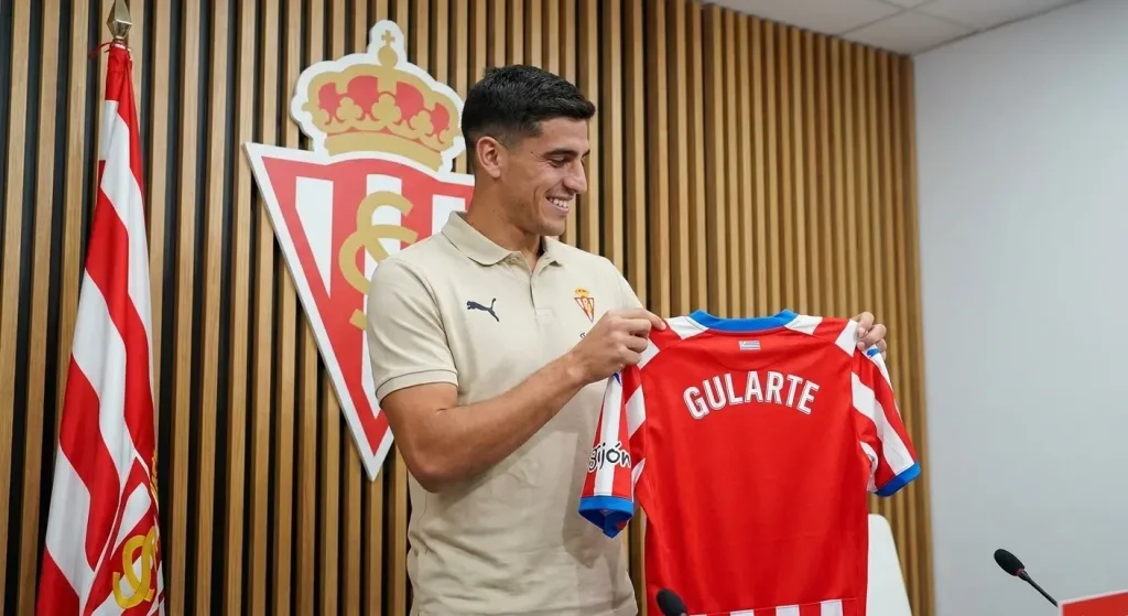 El Real Sporting de Gijón anuncia la incorporación del defensa uruguayo Emanuel Gularte cedido por el Puebla