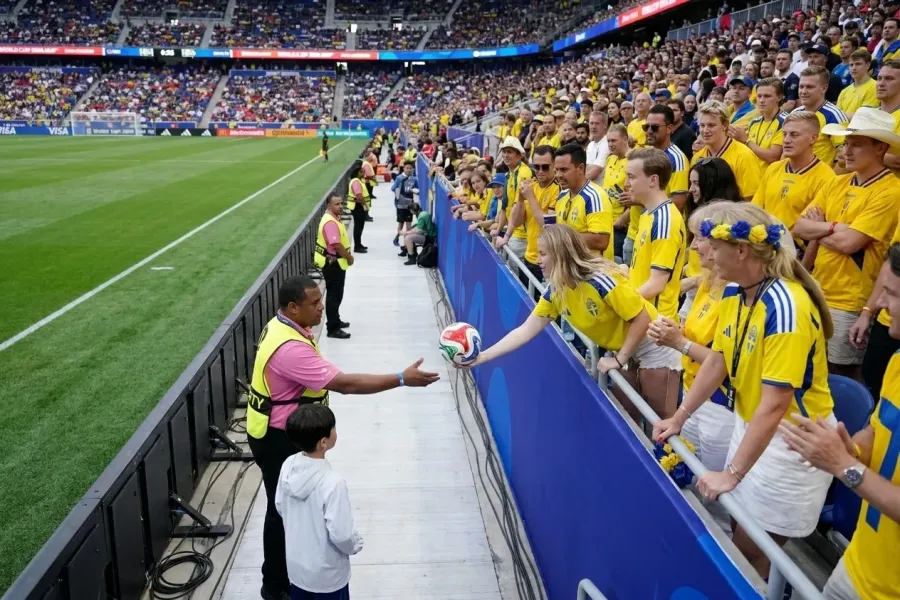 Por qué los aficionados no pueden quedarse con el balón en la Copa del Mundo 2026