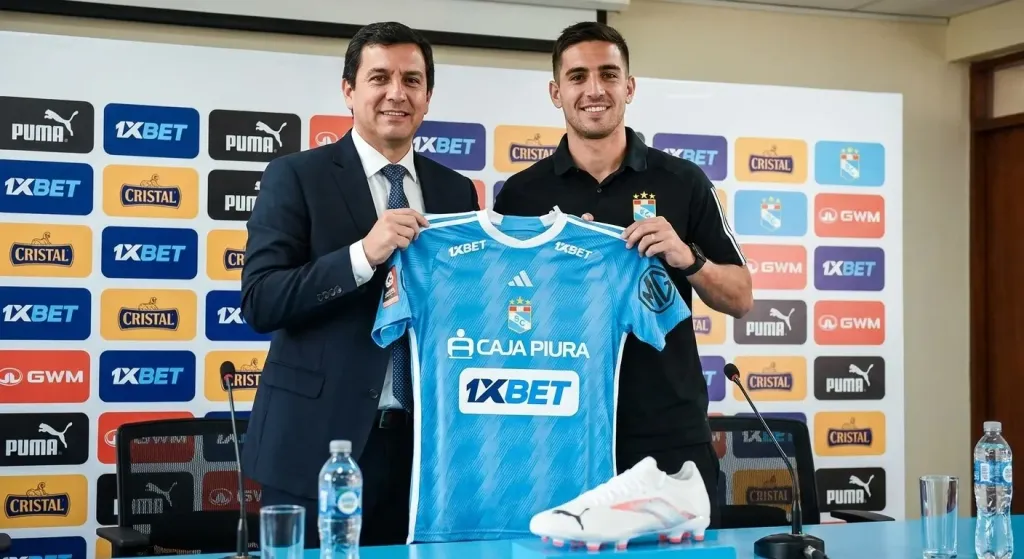Michael Hoyos es presentado como tercer refuerzo de Sporting Cristal para el Clausura 2026