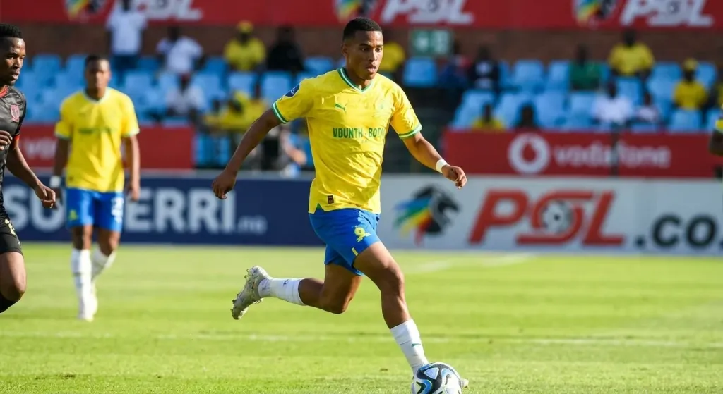 Jayden Adams, mediocampista del Mamelodi Sundowns y mundialista con Sudáfrica, falleció a los 25 años