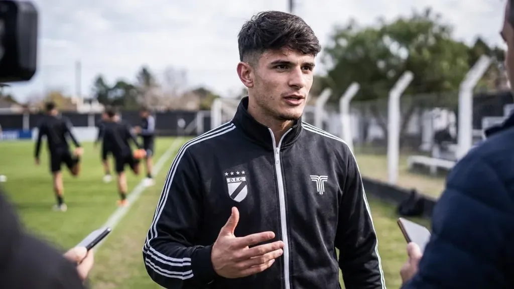 Matías González explica por qué rechazó regresar a Danubio y se fue a Central Español