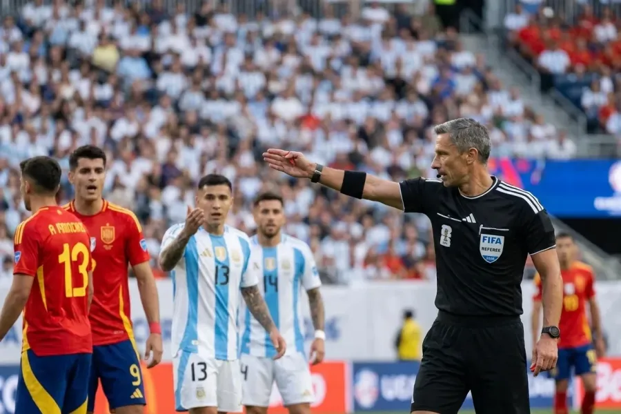 Slavko Vinčić arbitrará la final del Mundial 2026 entre Argentina y España