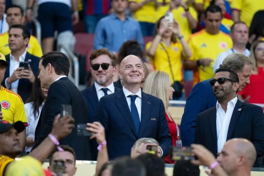 Gianni Infantino acumula 115 horas de vuelo en el jet de Catar durante el Mundial 2026