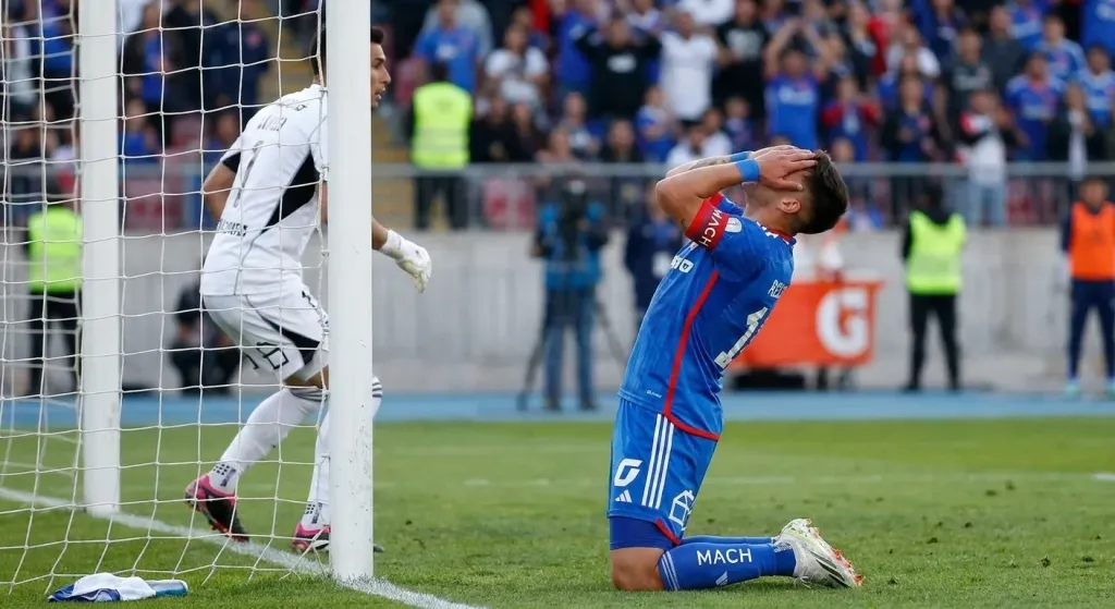 Tobías Reinhart rues the miss that could have leveled the Superclásico for Universidad de Chile