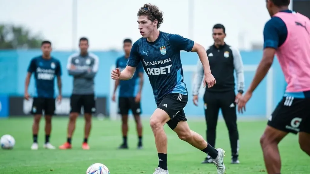 Sporting Cristal suma dos bajas más en el mediocampo con las lesiones de Ian Wisdom y Gabriel Santana