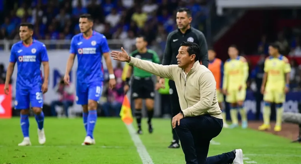Joel Huiqui to Make Clasico Joven Debut With Full Squad at Cruz Azul