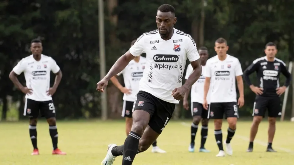 Jackson Martínez returns to Independiente Medellín six years after retiring