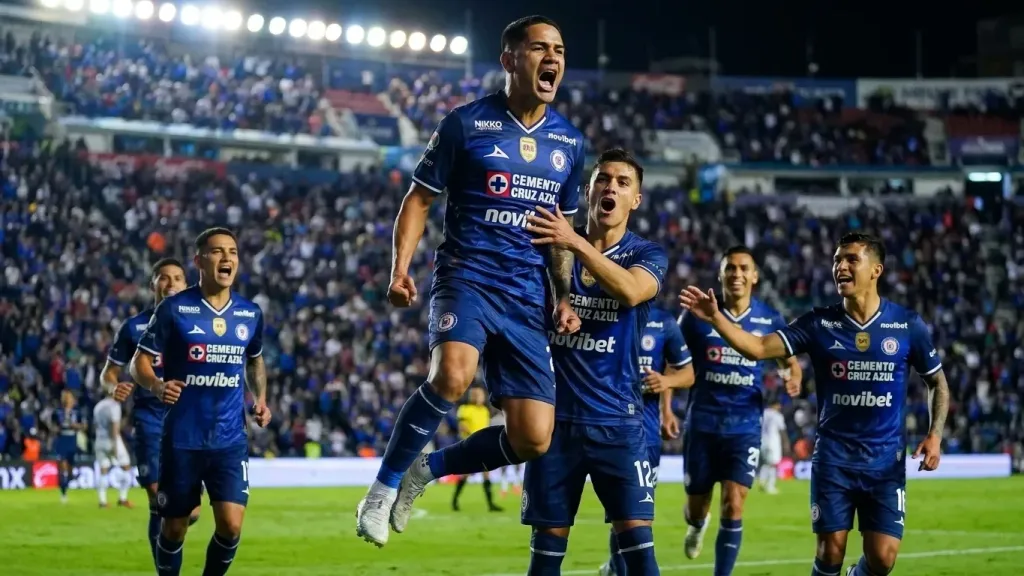 Cruz Azul survives América comeback to win a nerve-wracking 4-3 at Estadio Banorte