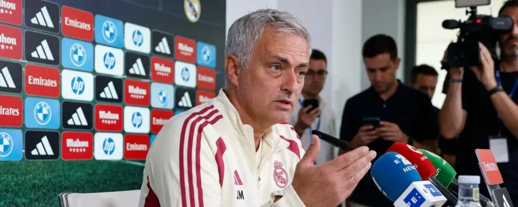 Mourinho ironiza sobre los penaltis ante la prensa
