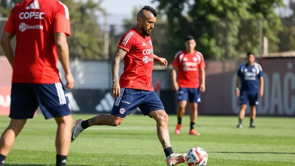 Villagra Returns to Chilean National Team After Three Years, Credits His Form at Colo Colo