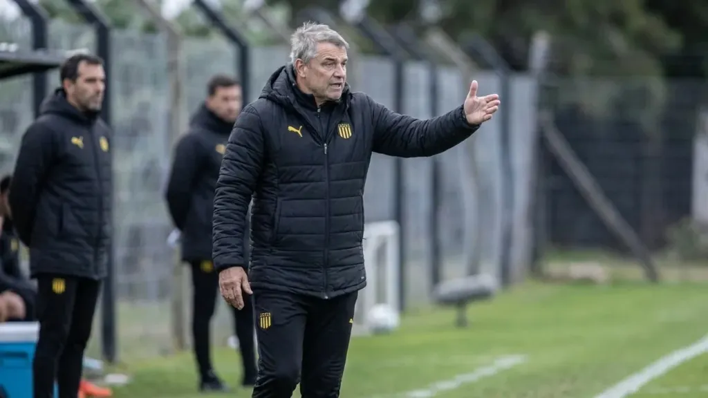 Peñarol draws with Danubio, but the real news was Herrera, Trindade and Jonathan Rodríguez returning