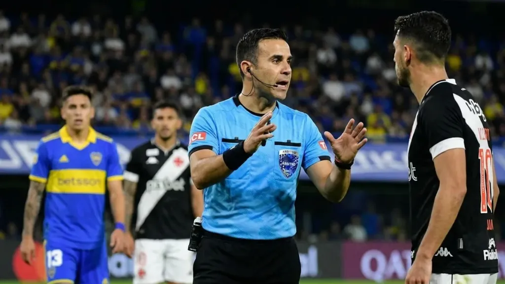 Chilean referee Piero Maza to take charge of Boca-Vasco da Gama in Sudamericana semifinal
