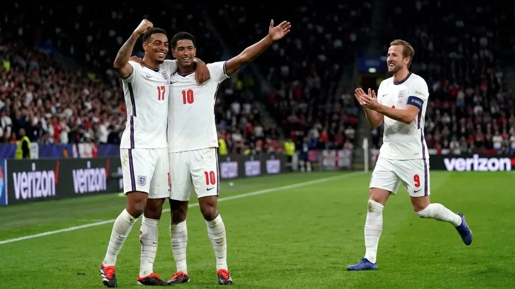 Kane llega a 102 goles en 100 partidos de Bundesliga y deja el récord anterior a 30 tantos de distancia