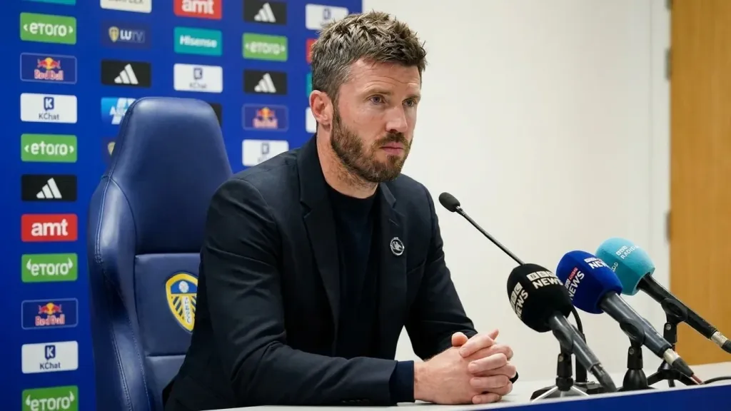 Leeds storm back after the break to hold Manchester United 1-1 at Elland Road