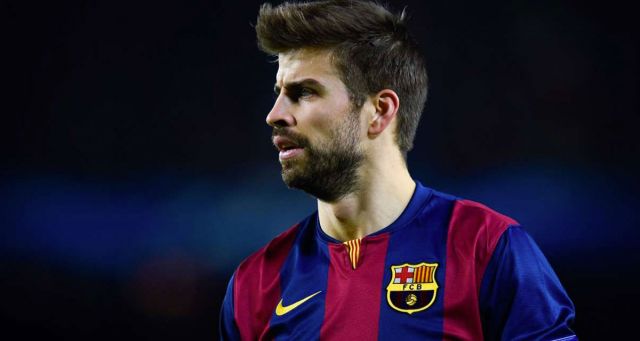 Piqué desafía a palcos y medios
