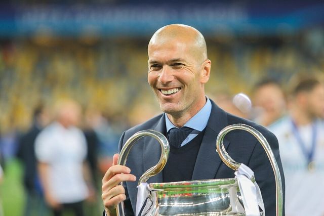 El bielsismo arranca las flores del jardín de Zidane