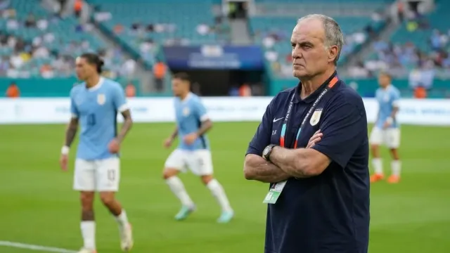 Bielsa y los seis problemas de Uruguay rumbo al Mundial 2026