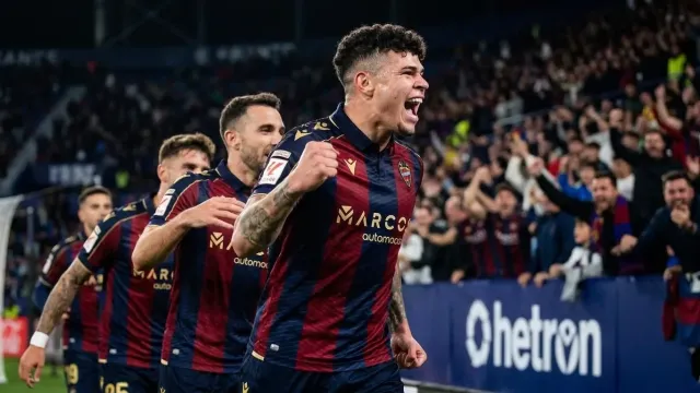 Matturro se despide de Levante tras finalizar su cesión