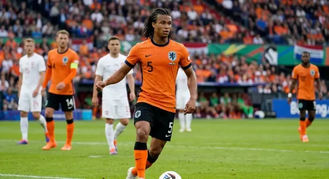 Aké al Fenerbahce tras seis temporadas en el City