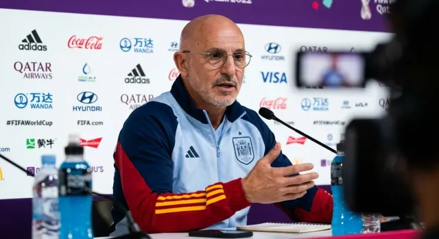 De la Fuente elogia a Messi como ejemplo