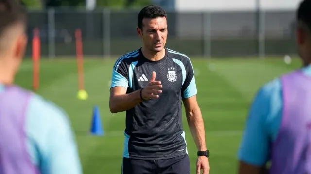 Scaloni responde a críticas de favoritismo arbitral