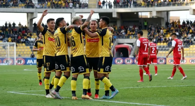 Coquimbo avanza a final de Copa de la Liga en penales