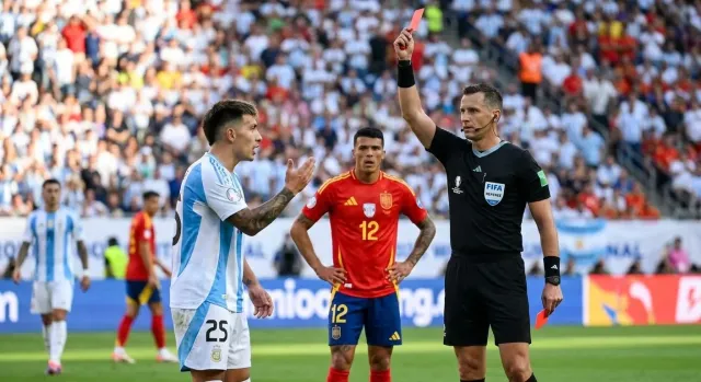 Vincic se retira tras dirigir la final del Mundial 2026
