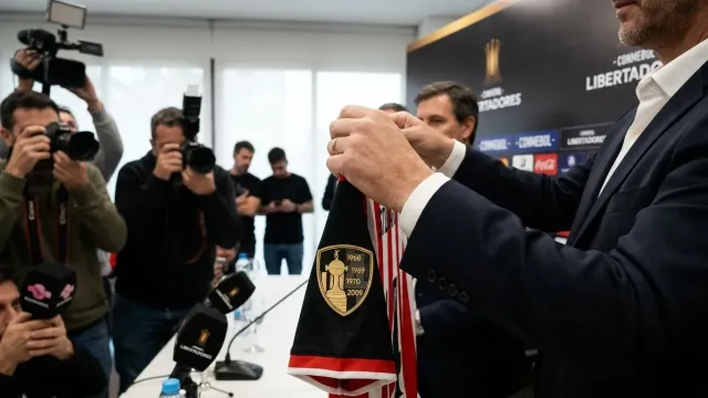 CONMEBOL estrena parches para campeones de Libertadores