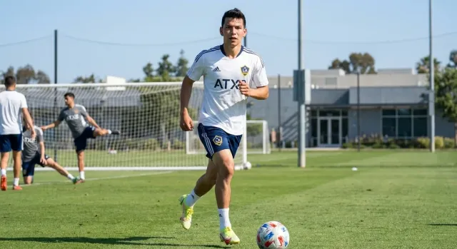 Chucky Lozano al LA Galaxy tras caída de valor