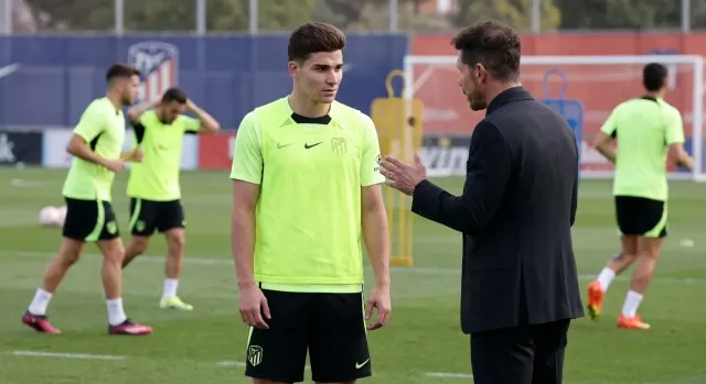 Álvarez Wants Out of Atlético, Club Says No
