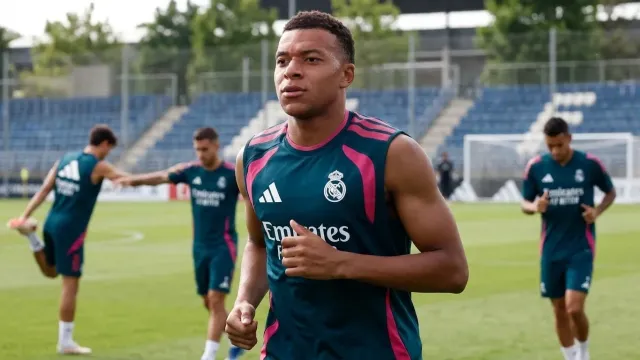 Mbappé: we're going to win titles this year