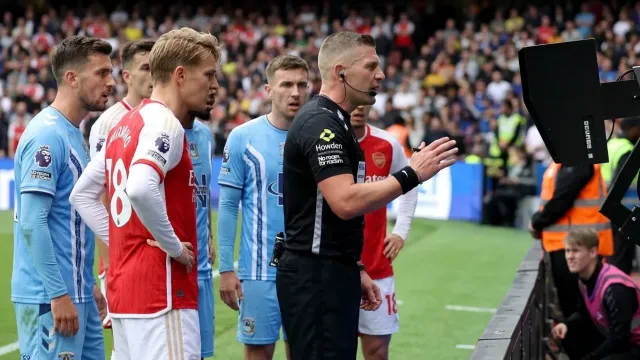 Arsenal y Coventry estrenan reglas del Mundial de 2026