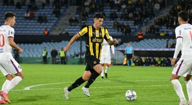González leaves Peñarol after 212 minutes in six months