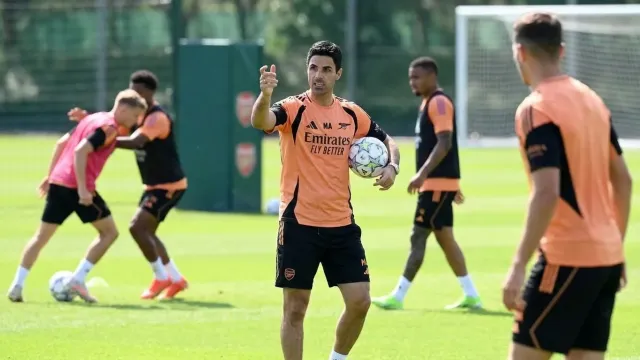 Arsenal invierte 167.5 millones para reforzar su ventaja