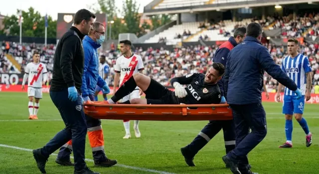 Rayo y Alavés se reparten puntos en un 1-1