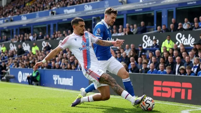 Everton derrota 2-0 al Crystal Palace