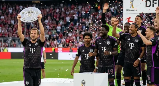 Kane gana el premio al mejor jugador del año en Alemania