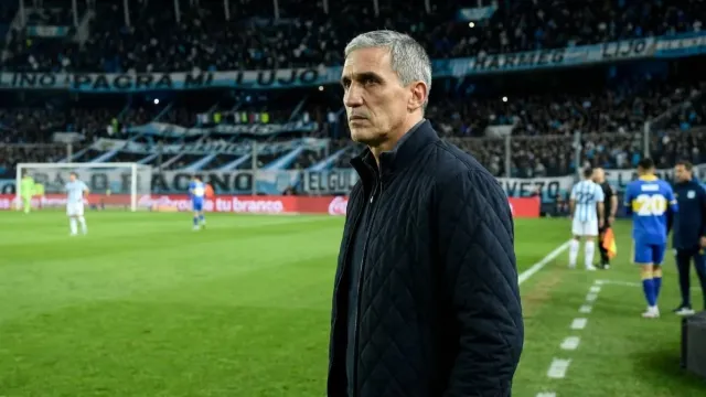 Racing and Boca draw 1-1