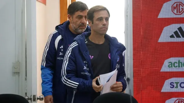 Chile define entrenador recién en diciembre