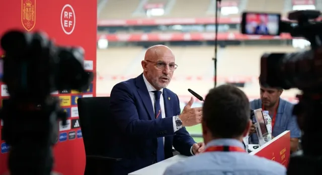 De la Fuente stands by Spain after FIFA bans