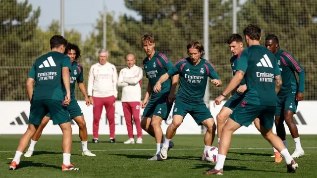 Real Madrid espera debut de fichajes ante la Real Sociedad