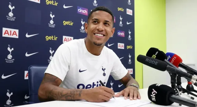 Sávio llega al Tottenham desde el Manchester City