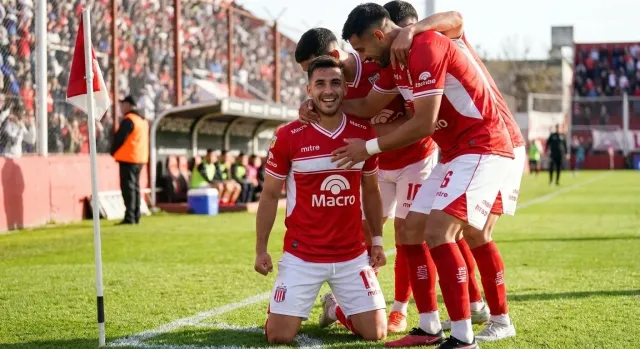 Módica nets hat trick, tops Clausura with 8 goals