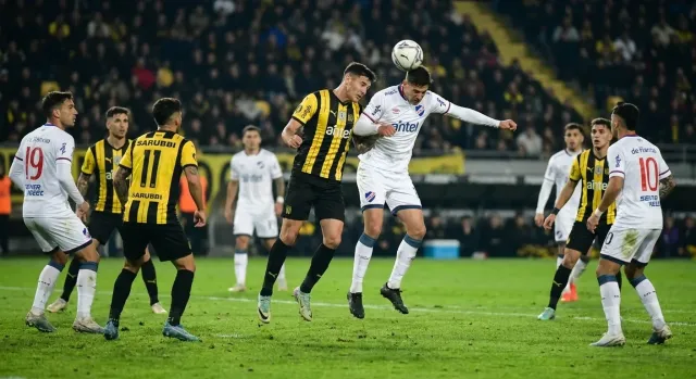 Peñarol vs Nacional: derby with a dozen debutants