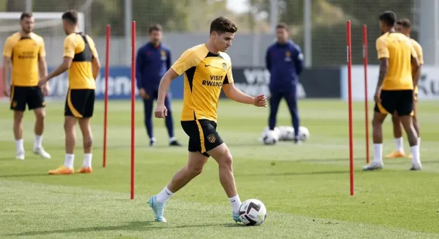 Atlético: Álvarez ausente en el entrenamiento por indisposición