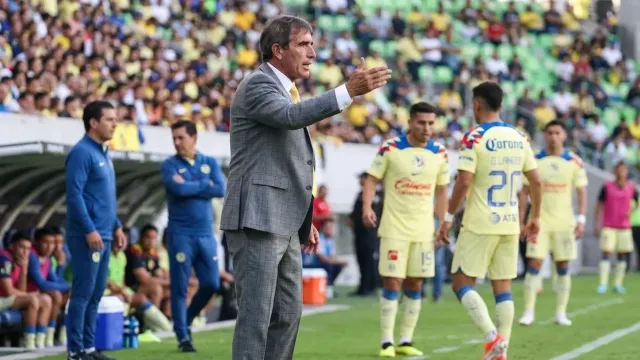 Almada asume un América sin presupuesto tras era de 60 millones de Jardine