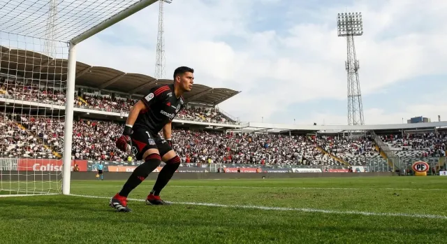 Vozinha debuts for Colo Colo with Gabriel Maureira as starter