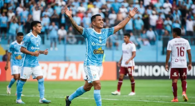 Sporting Cristal rout 5-0 with Yotún double